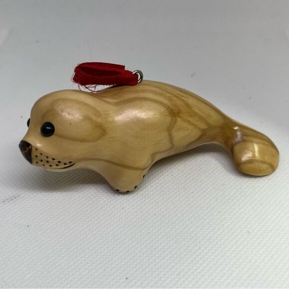 Baby Seal Pups Hand Carved Wood Christmas‎ Ornaments by Ray Thurston - Picture 7 of 9